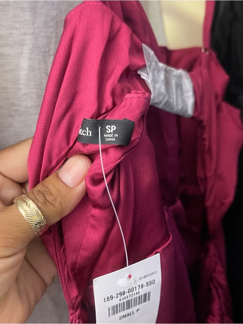 Abercrombie Giselle Clasp-Back Pleated Midi Dress - Picture 6 of 9